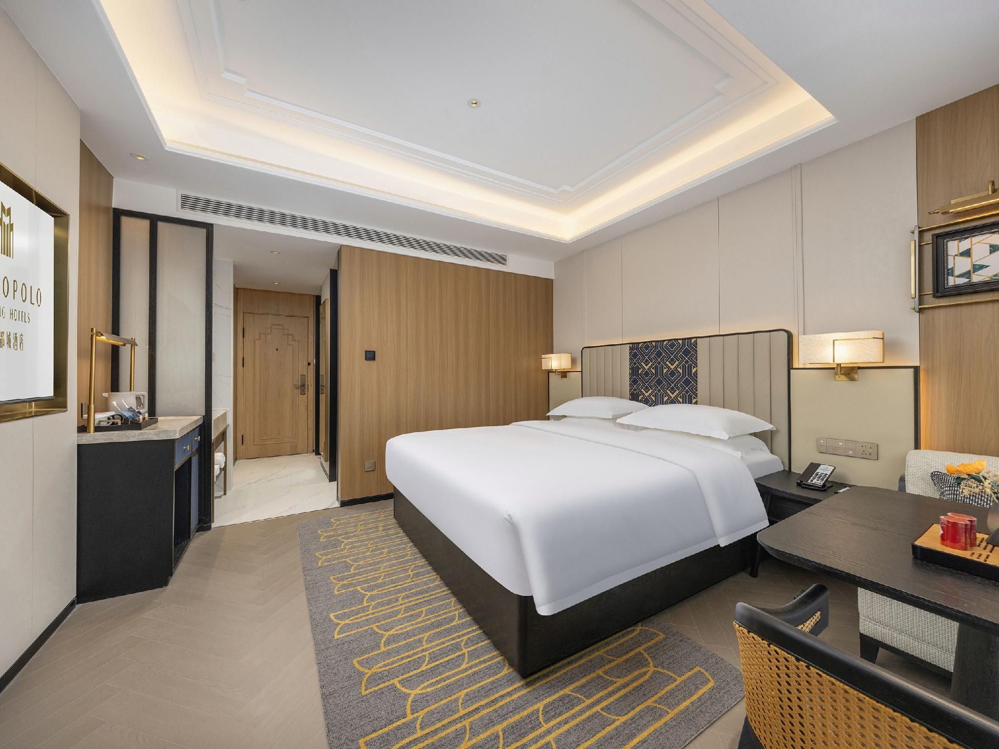 Elegant Business Room