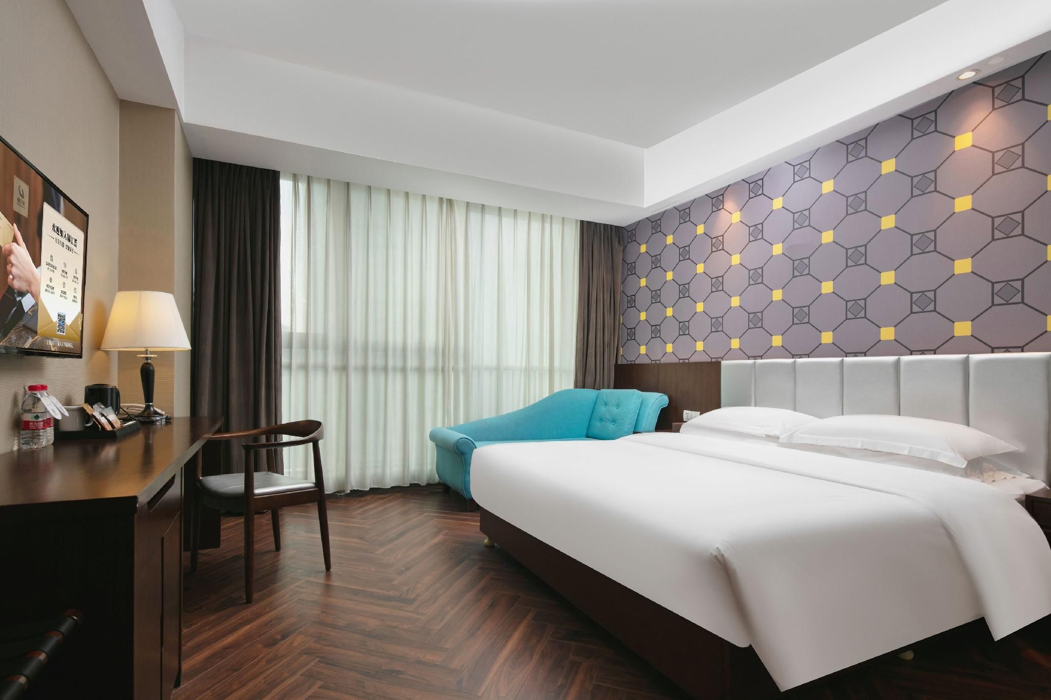 Elegant Business Room