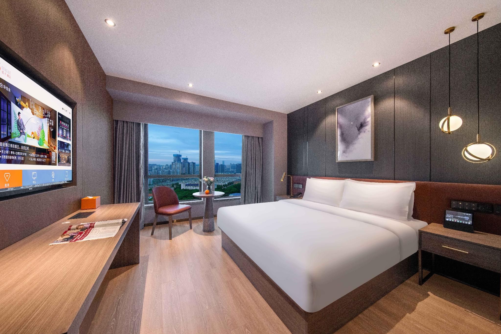 Queen Superior Room