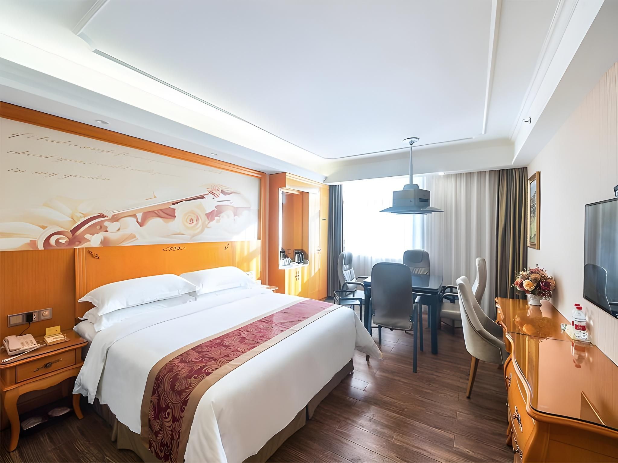 Vienna - Romance Themed Bed Room