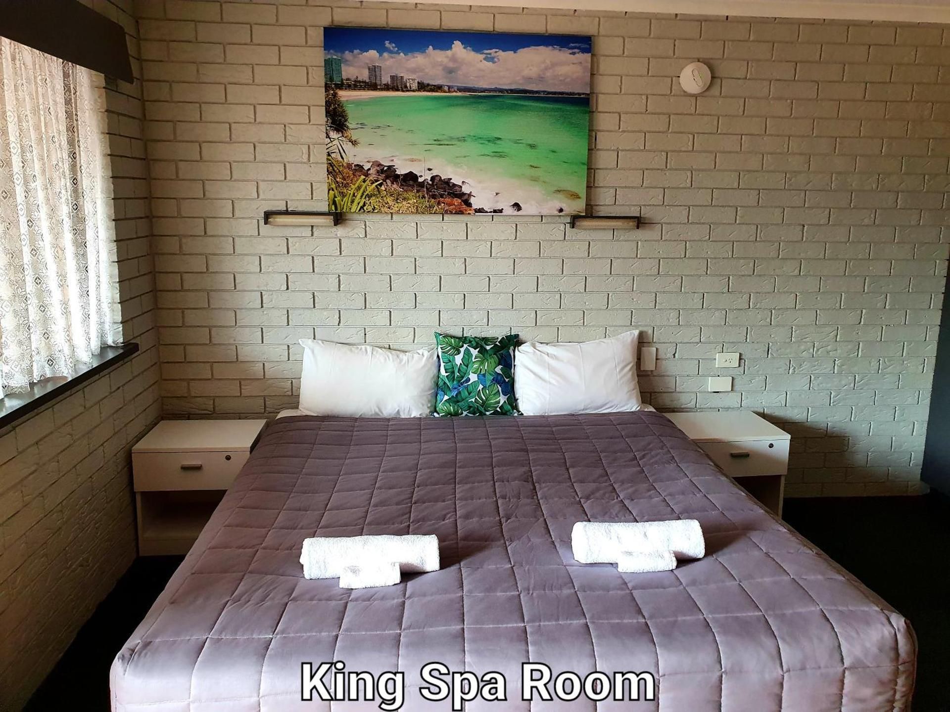 King Room with Spa Bath