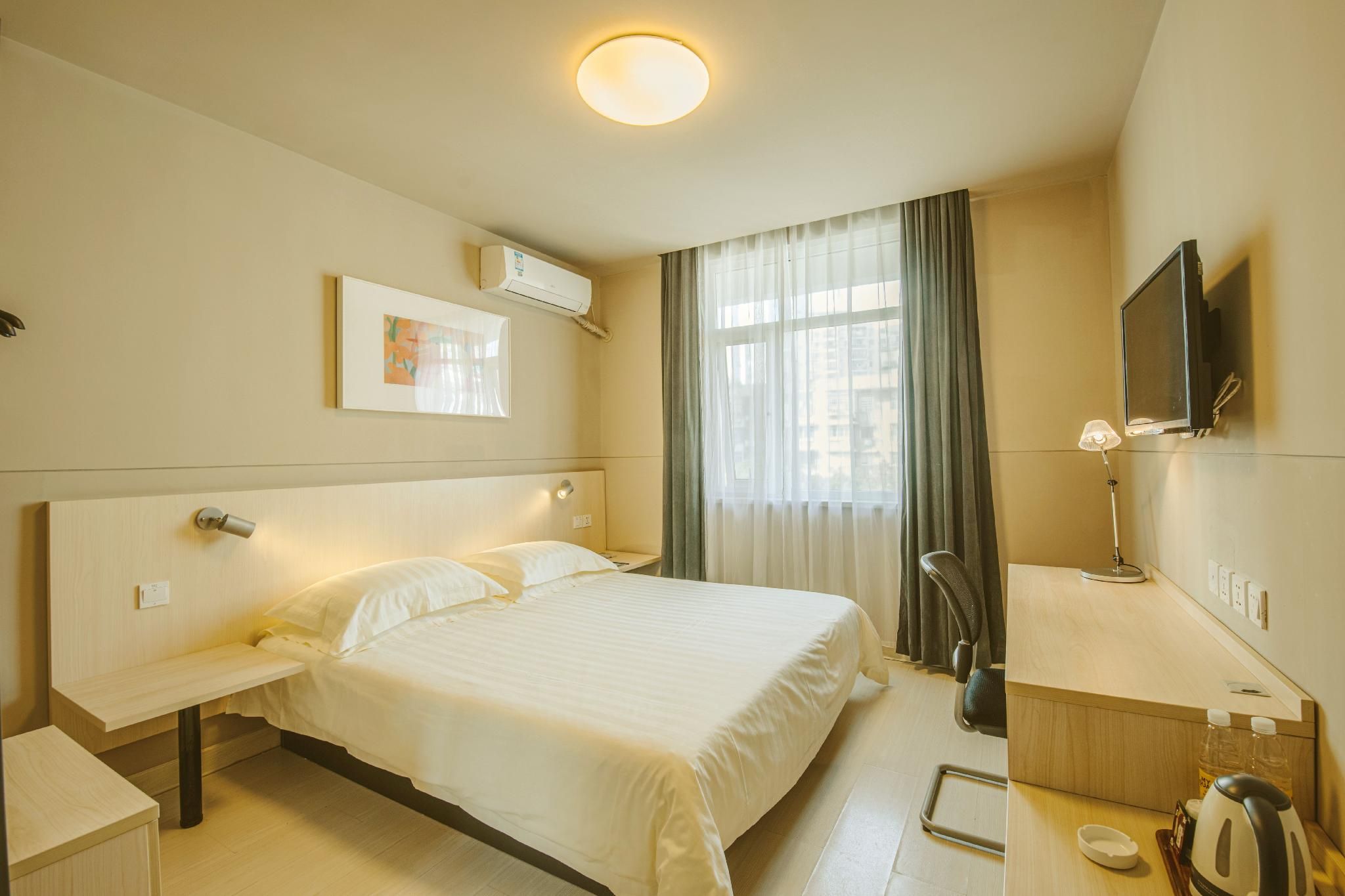 Zero Pressure - Standard Double Room