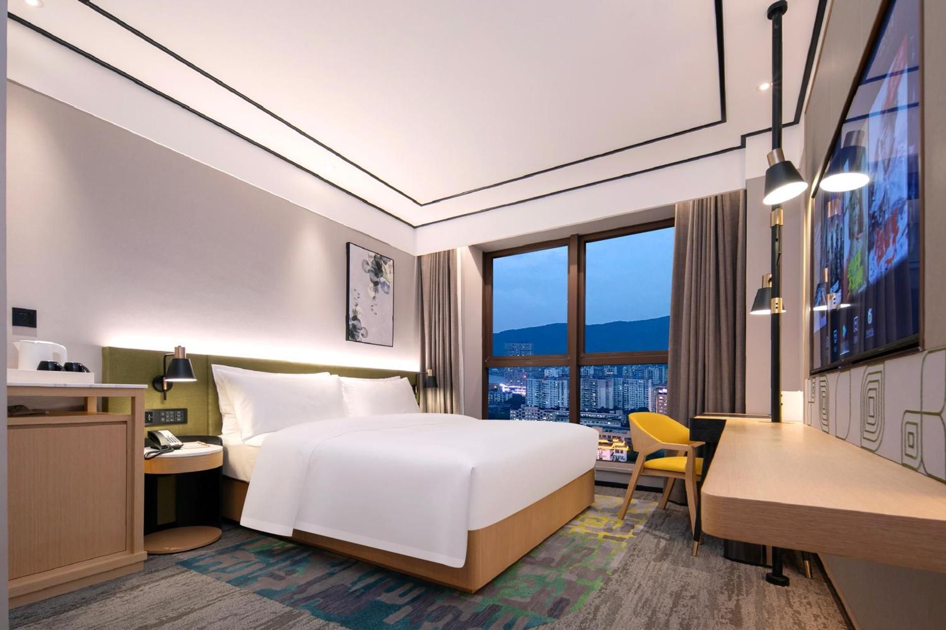 King Accessible Room