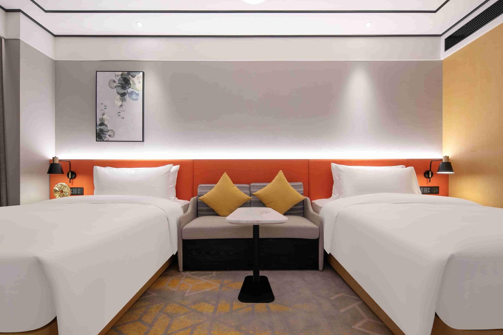 Twin Deluxe Room