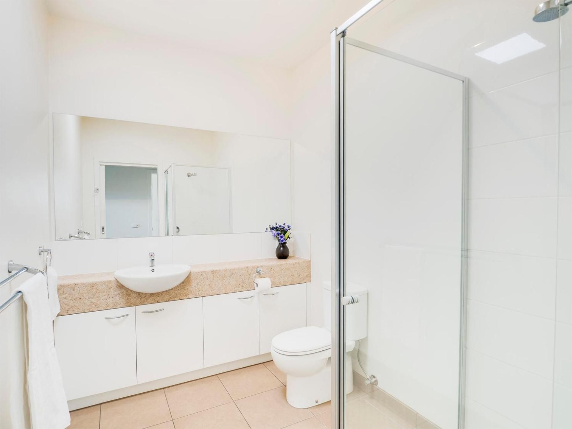 Deluxe Two-Bedroom Apartment