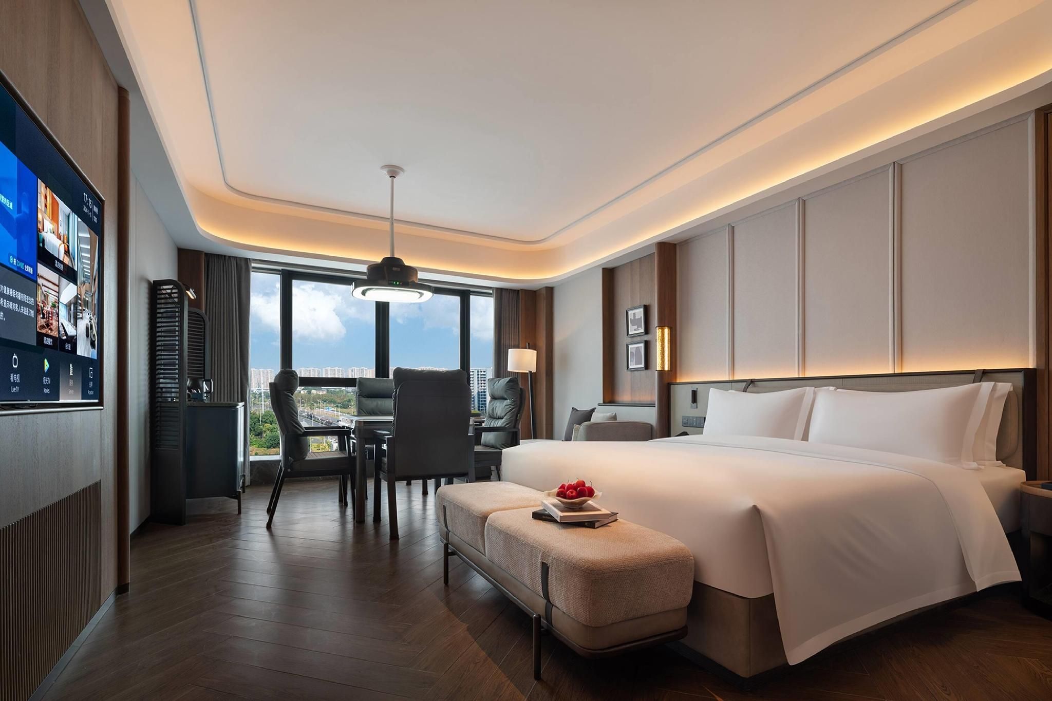 1 Queen Bed, Deluxe Leisure Room, Smoking