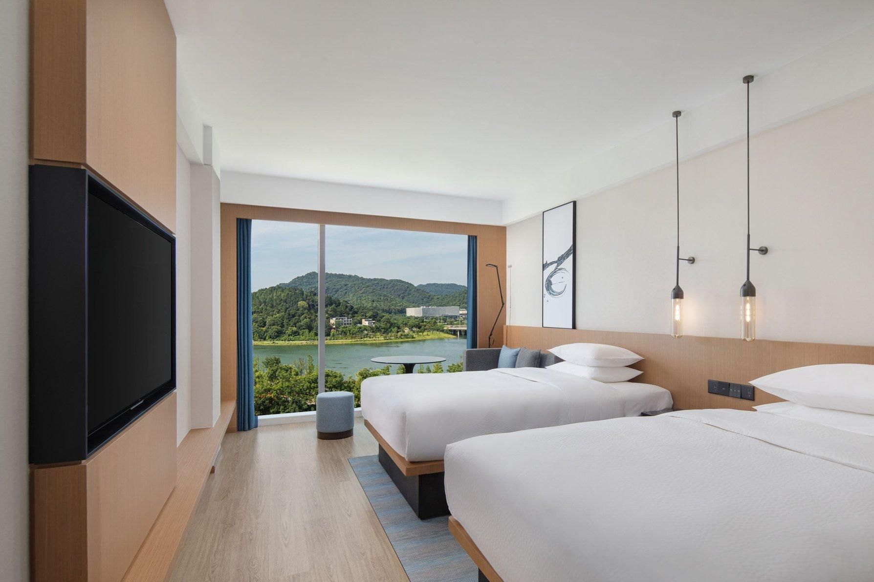 Deluxe, Guest room, 2 Twin, Lake view