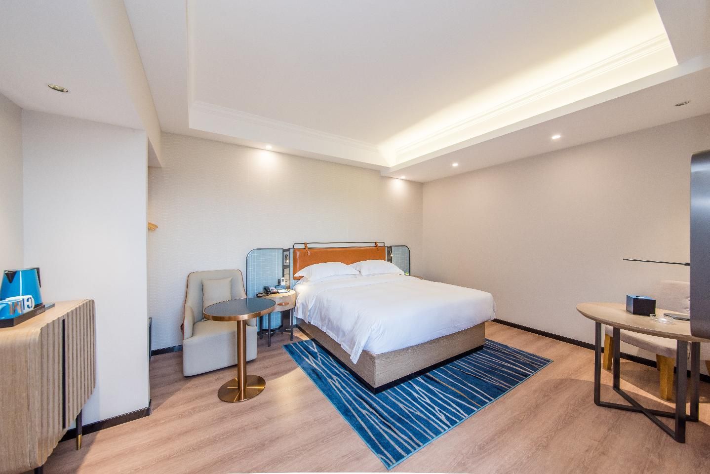 Dossen - Deluxe Bed Room