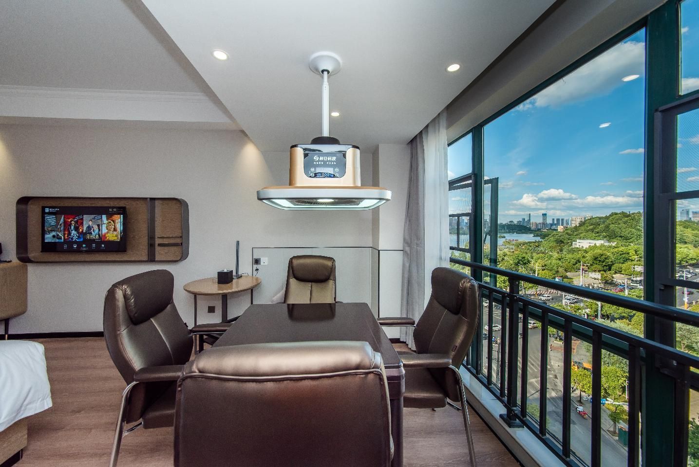 Dossen - Business Bed Room