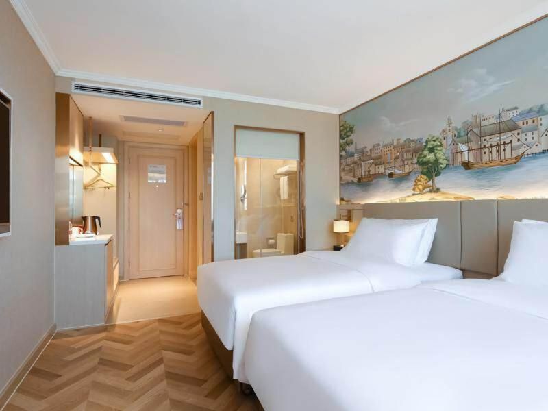 Vienna - Twin Bed Room With Lake View