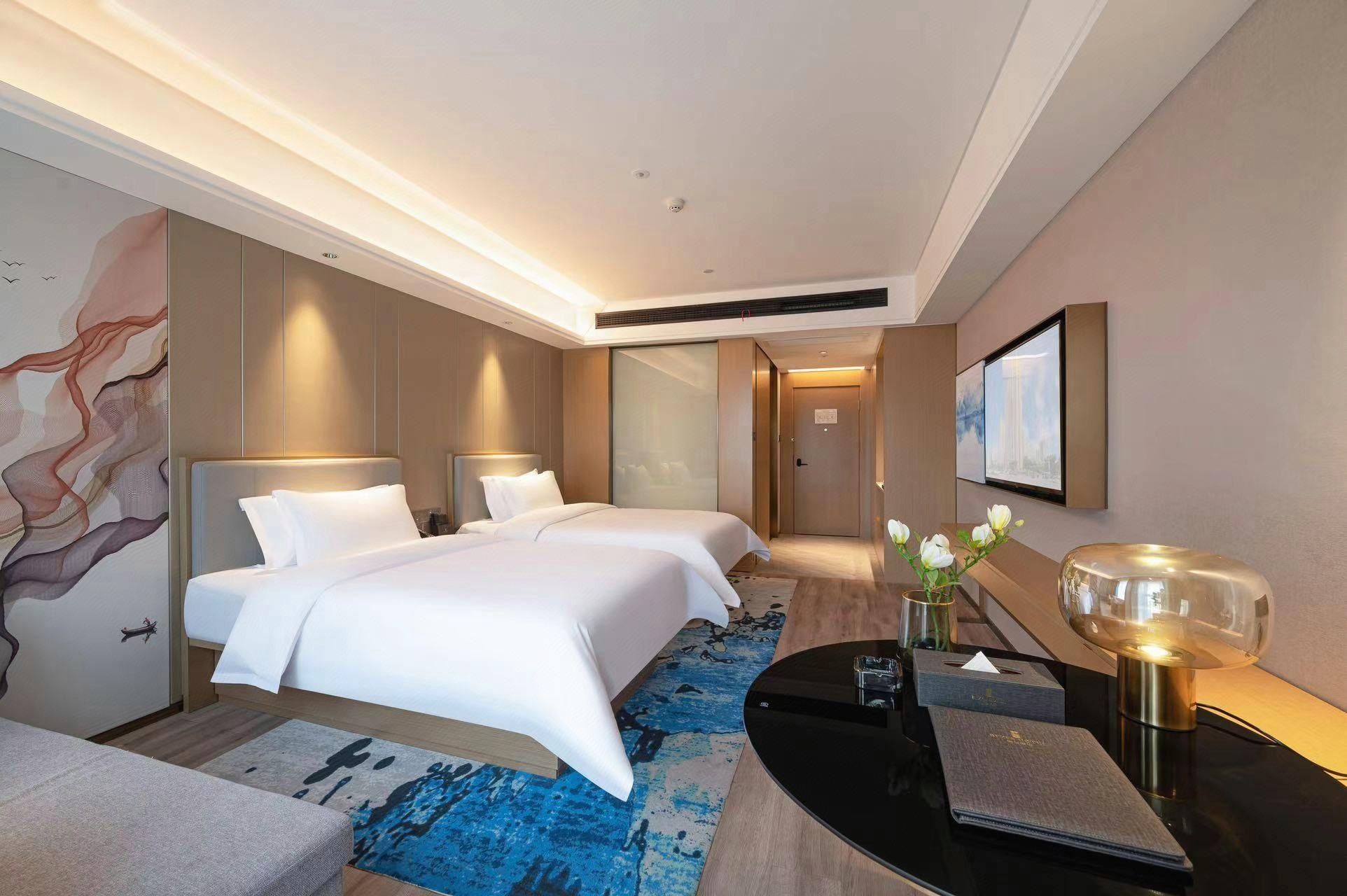 Rezen - Executive Twin Bed Room