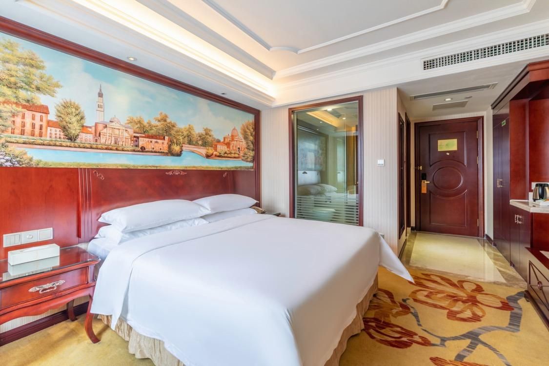 Vienna - Deluxe Room