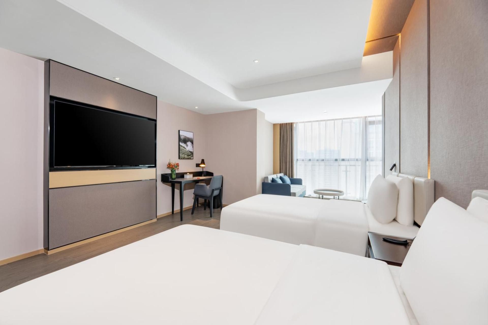 Executive Twin Room with Balcony