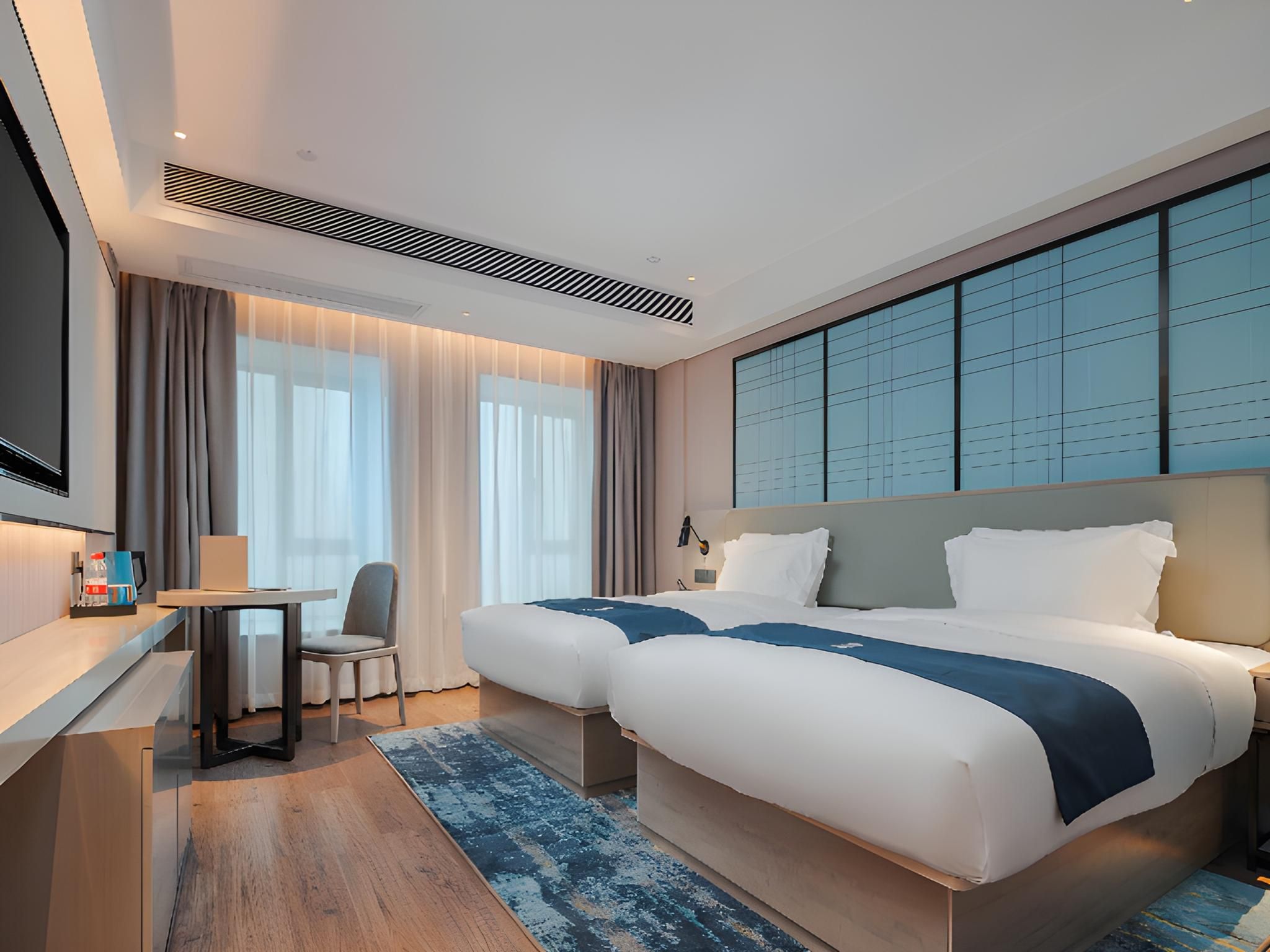 Dossen - Executive Suite