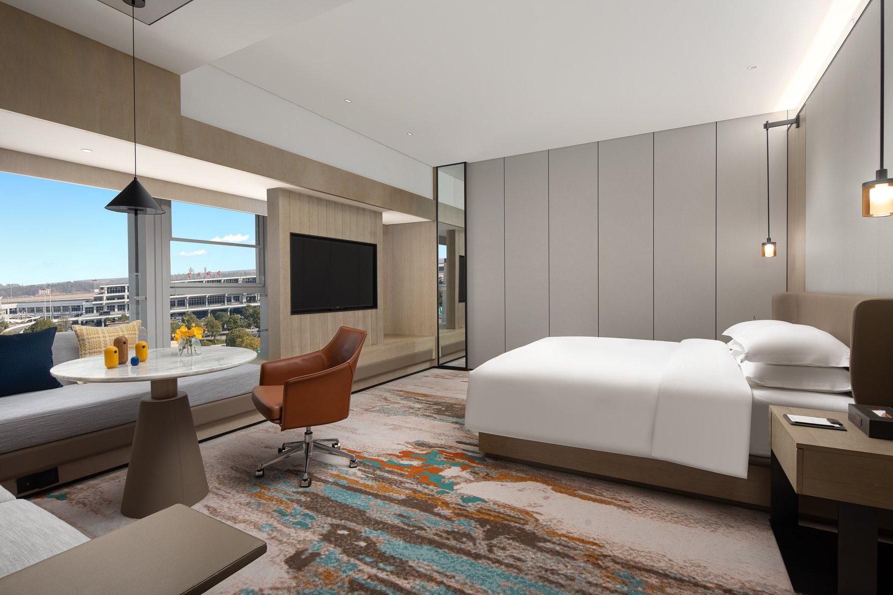 1 King Suite