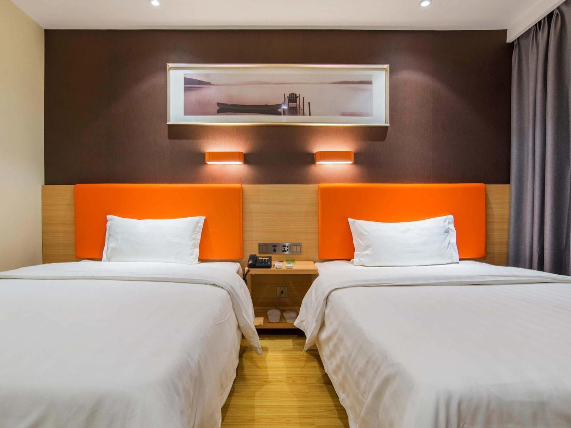 Premium Deluxe Twin Room