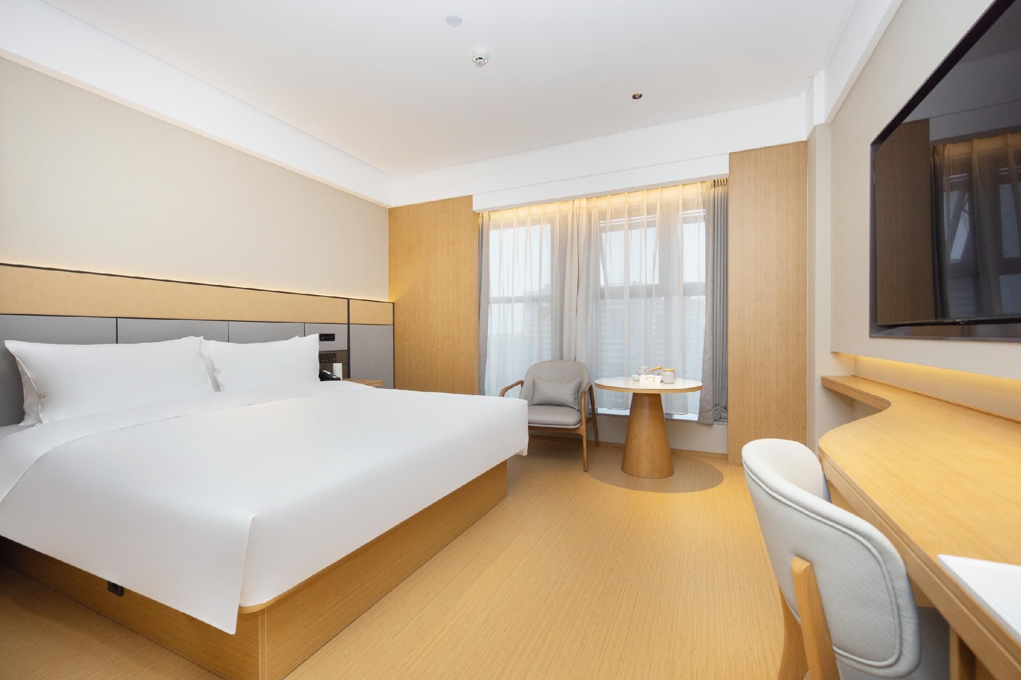 Huazhu - Superior BedRoom