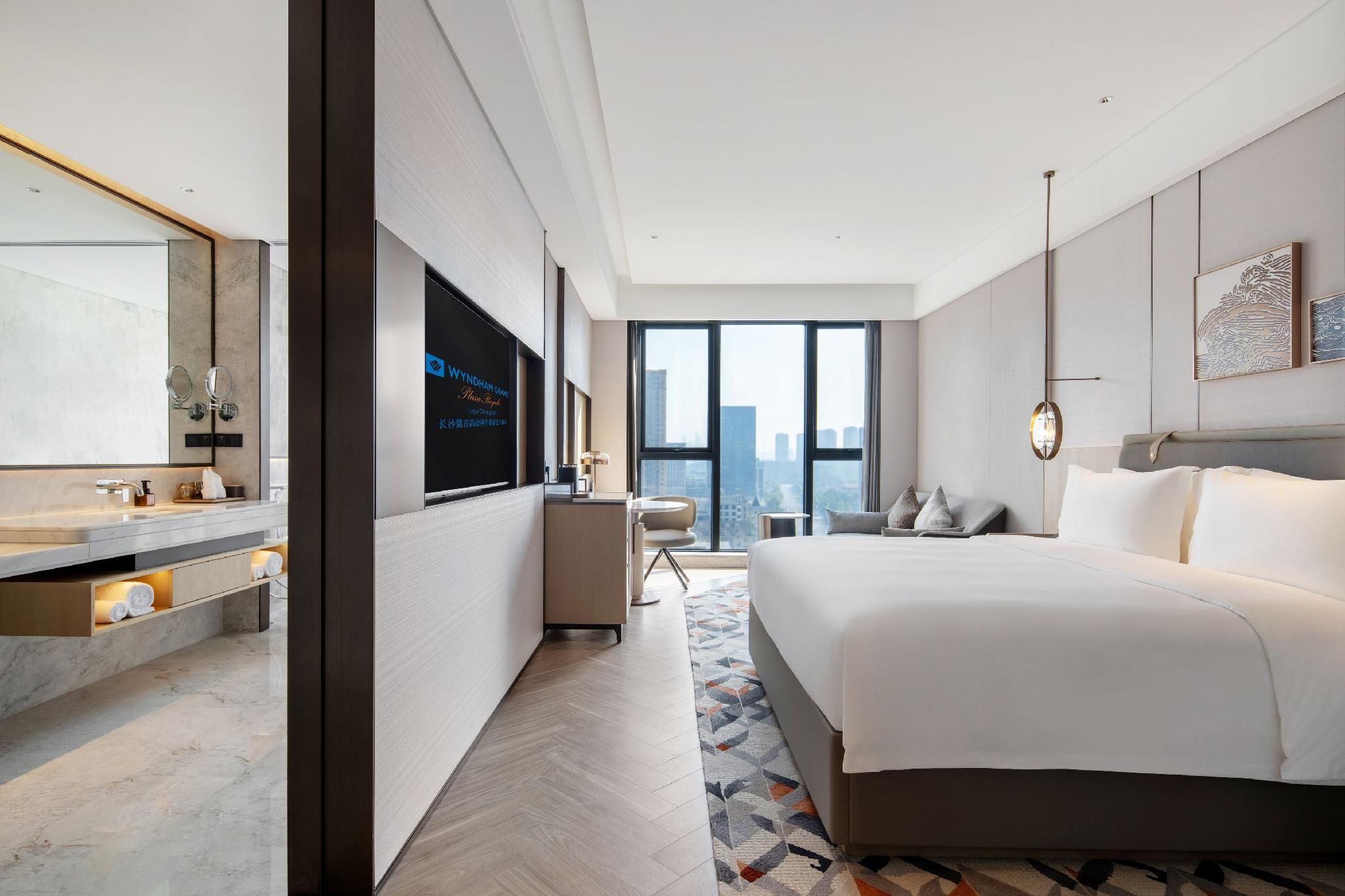 Executive Deluxe King Room