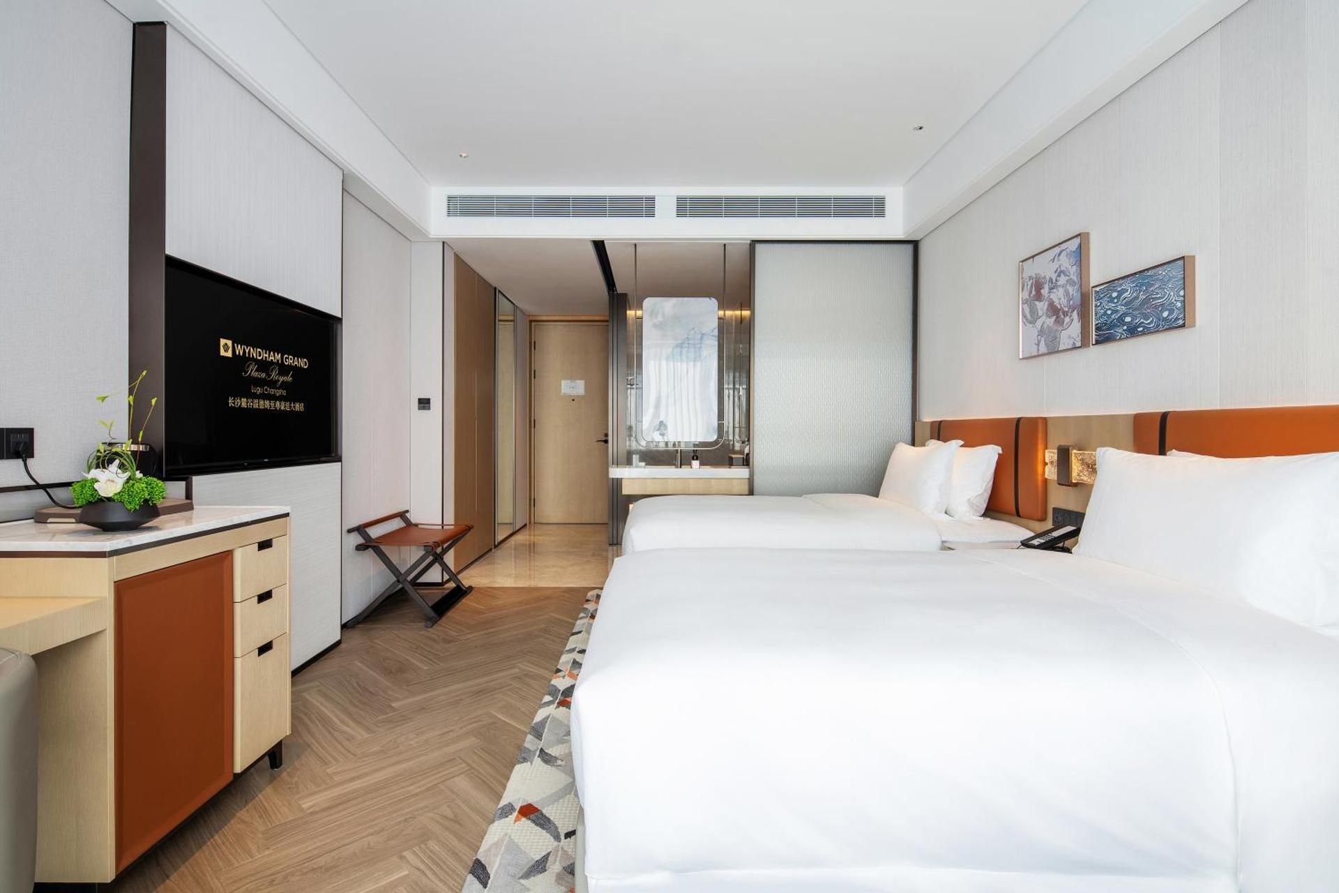 Standard Twin Room