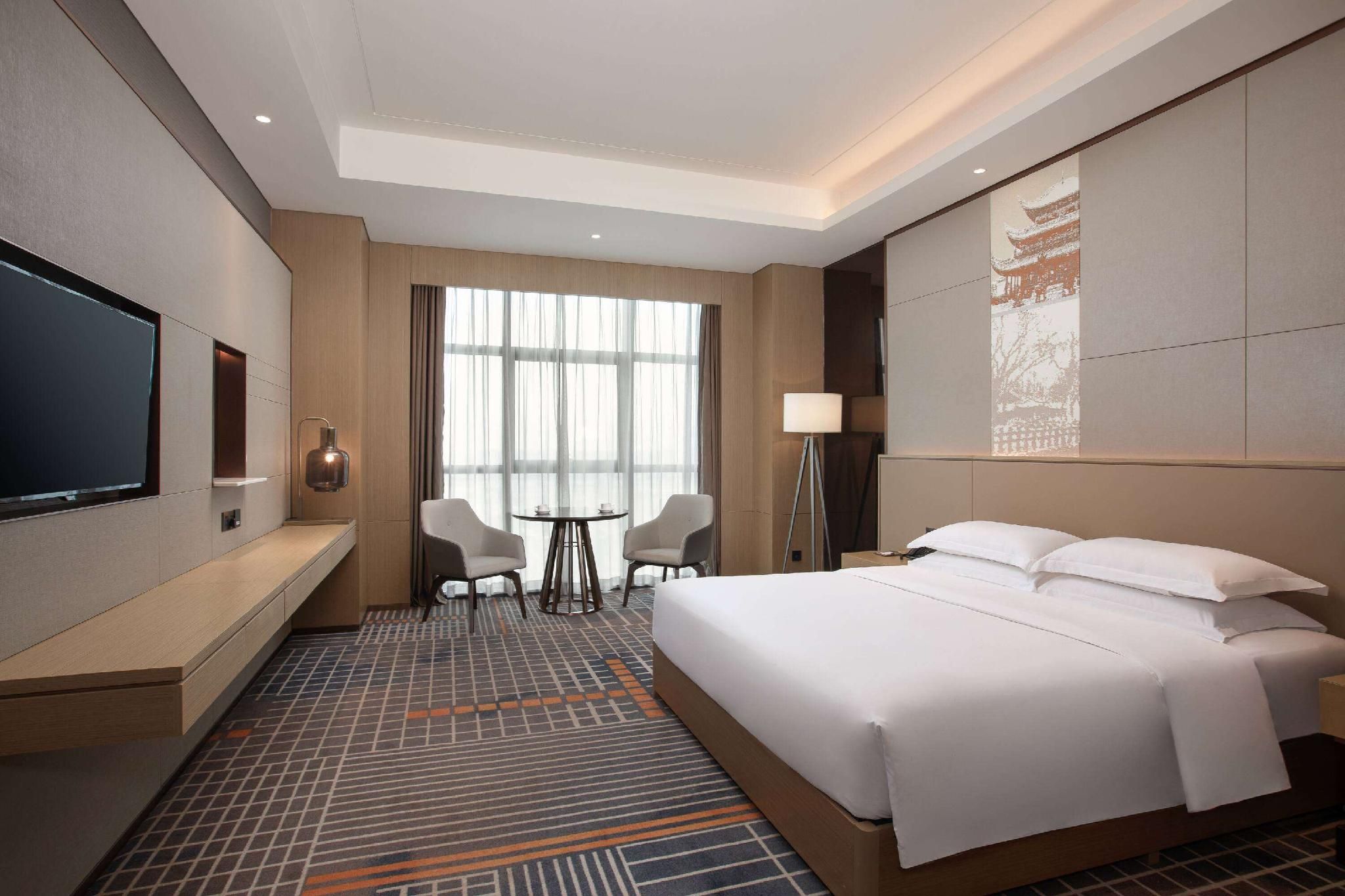 1 King Bed, Deluxe Room