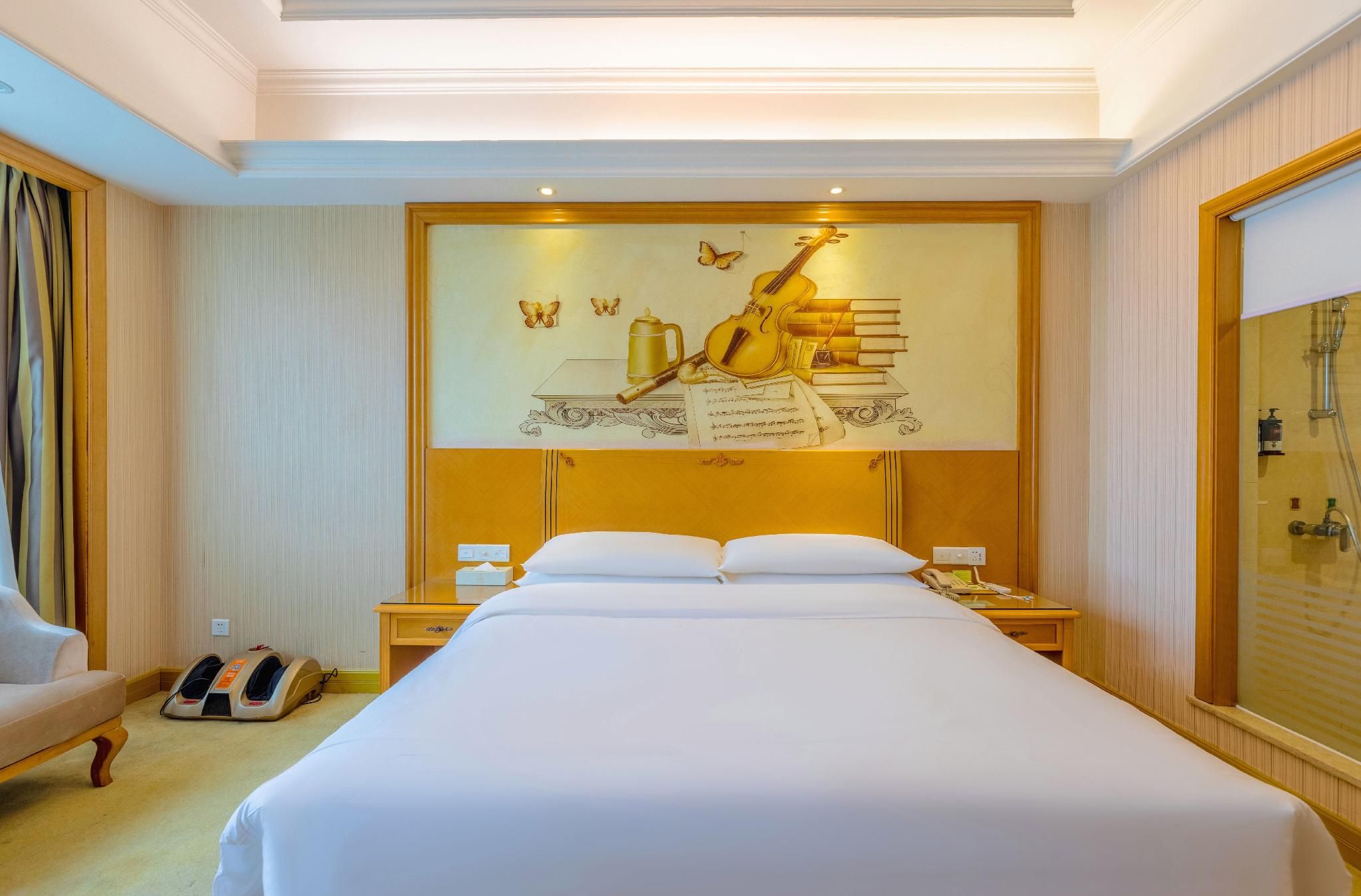 WH - Superior Bed Room