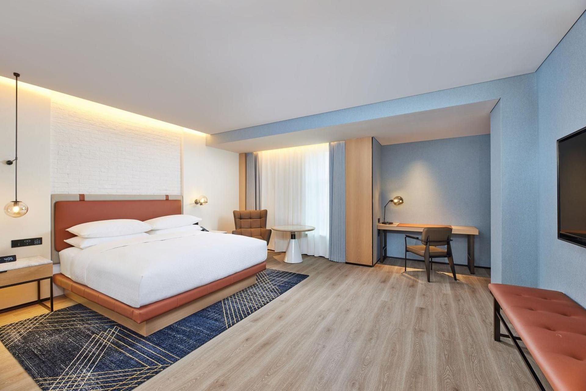 Selected King Room with City View