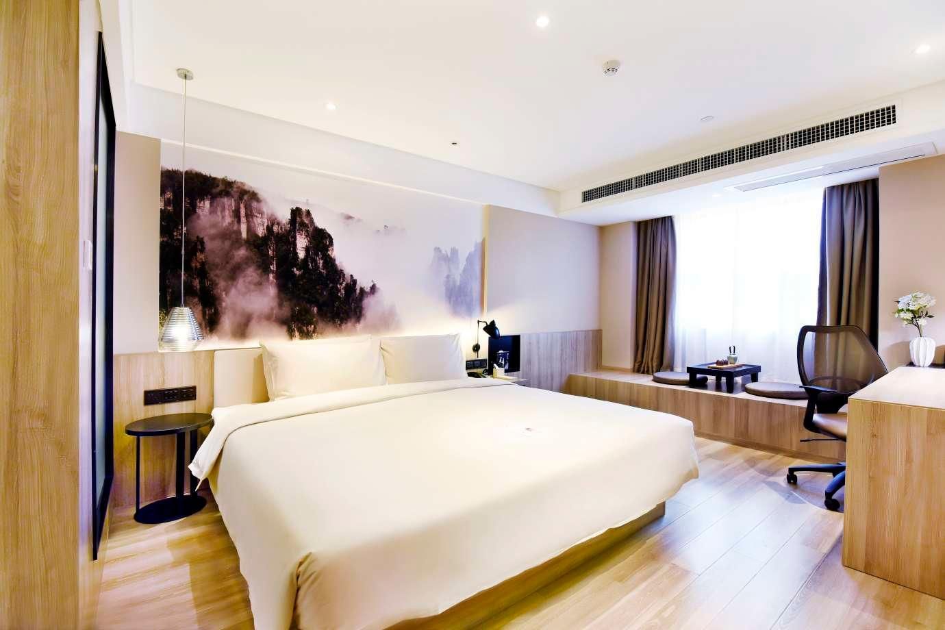 Executive room, Guest room, 1 Queen