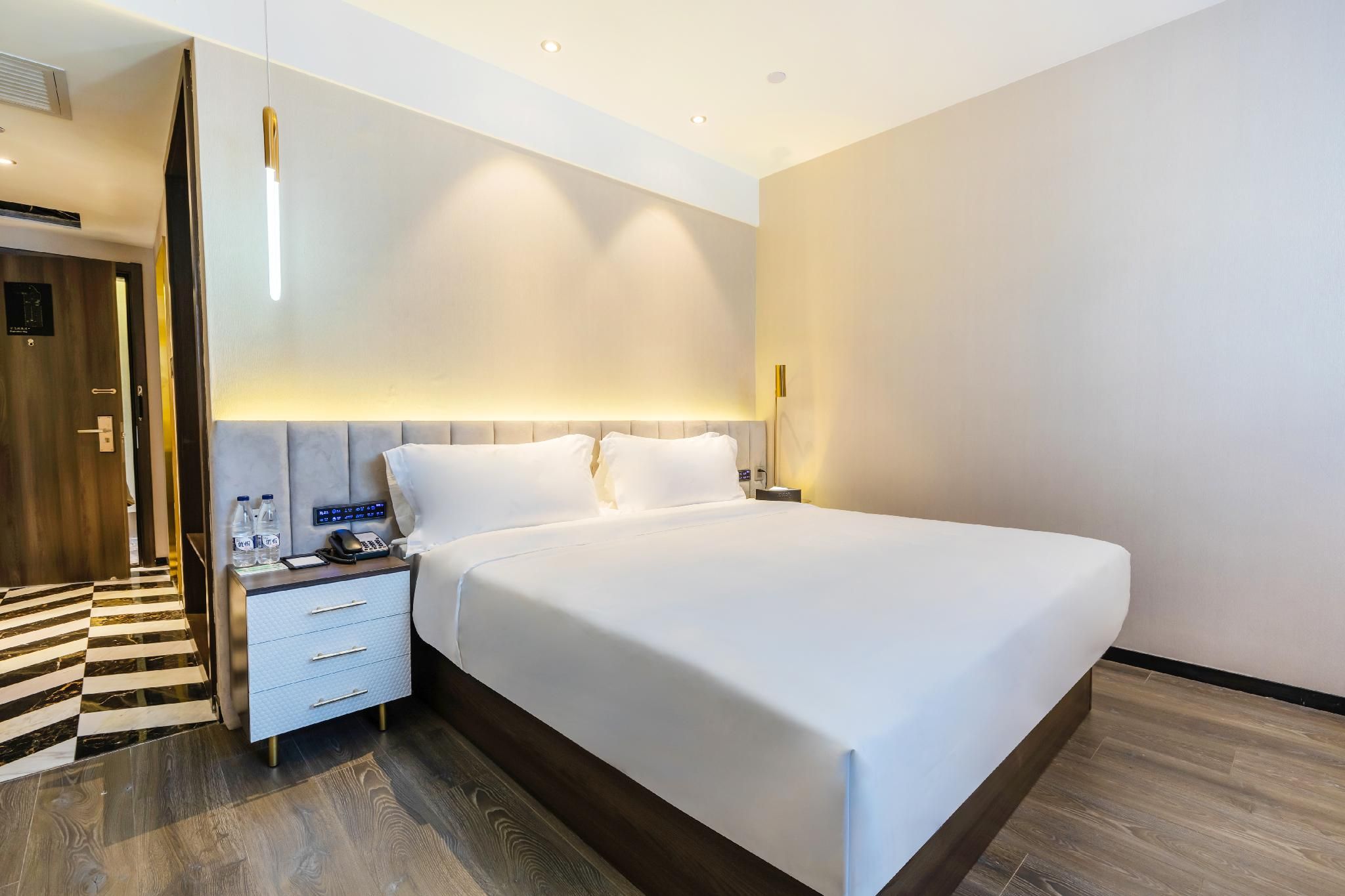 Business Queen Bed Room