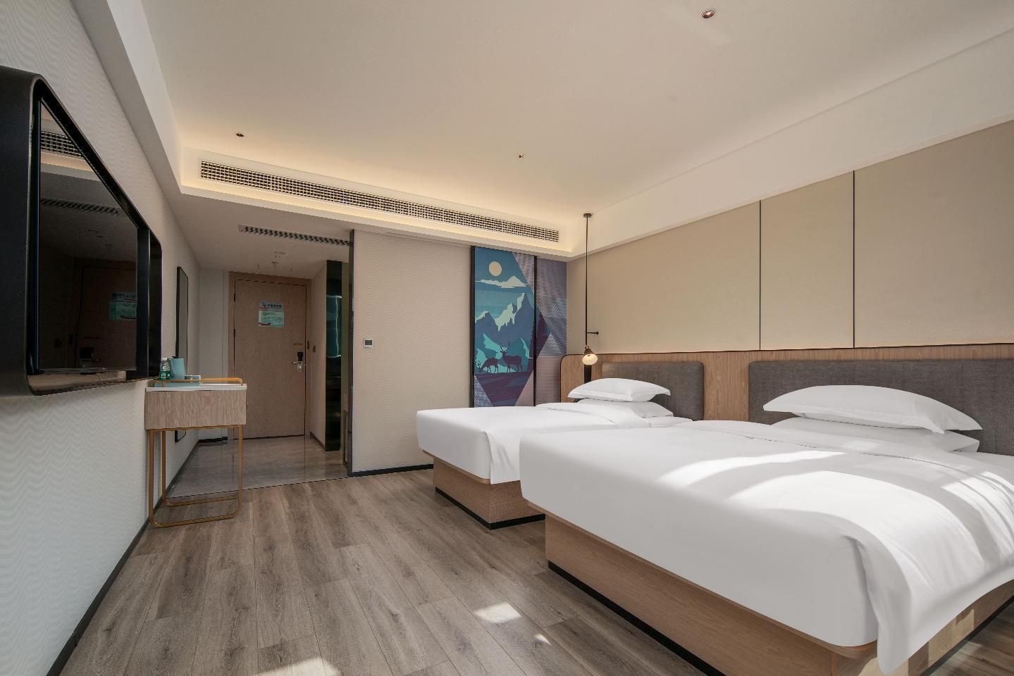 Dossen - Family Room