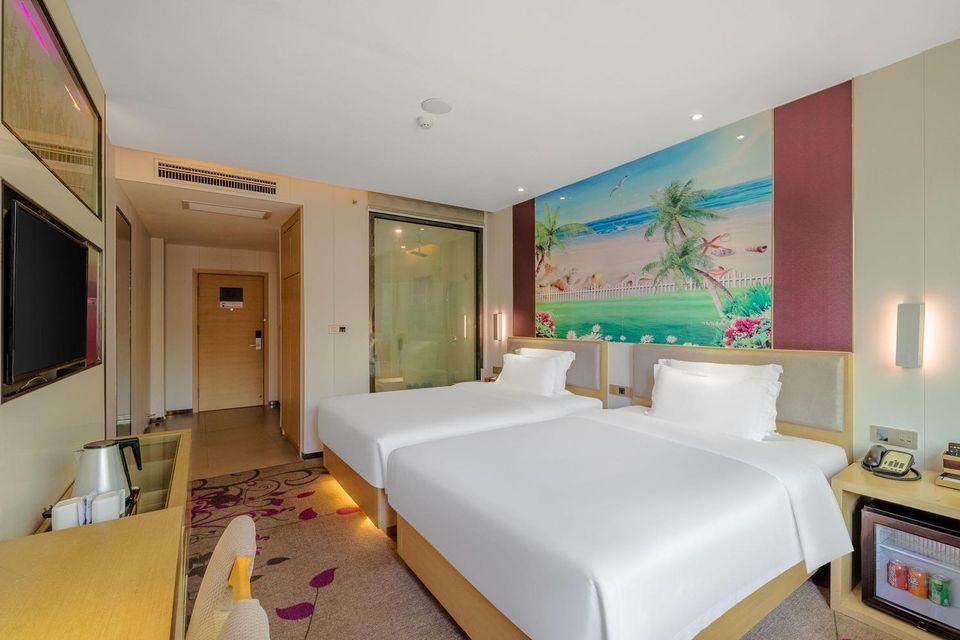 Twin Deluxe Room