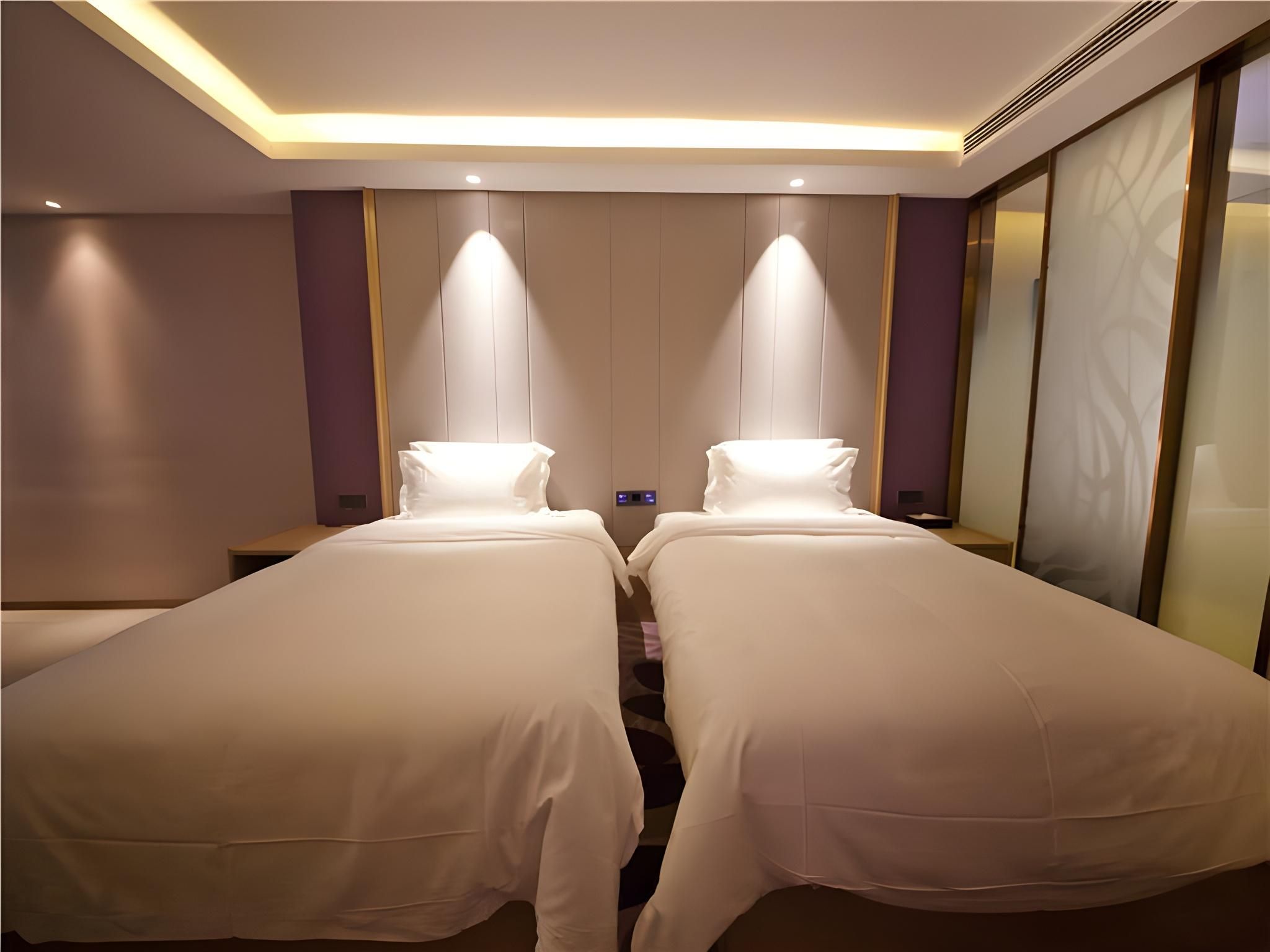 Comfort Room with 2 Single Bed