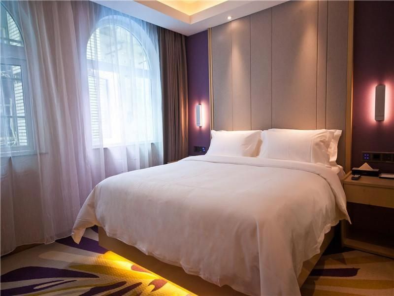 Deluxe King size bed Room