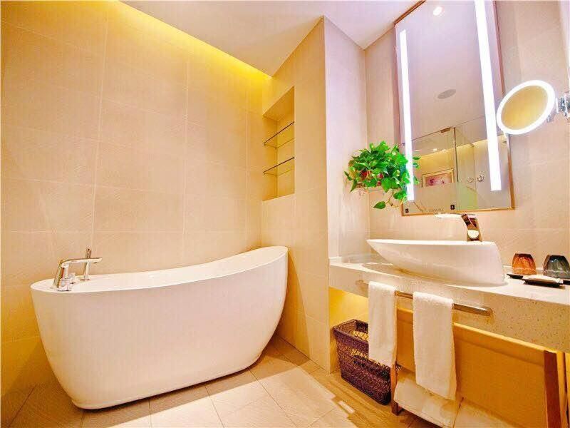 Executive King Room