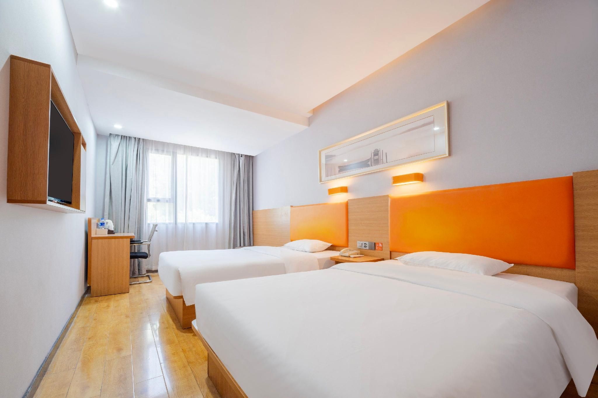 Featured Twin Room