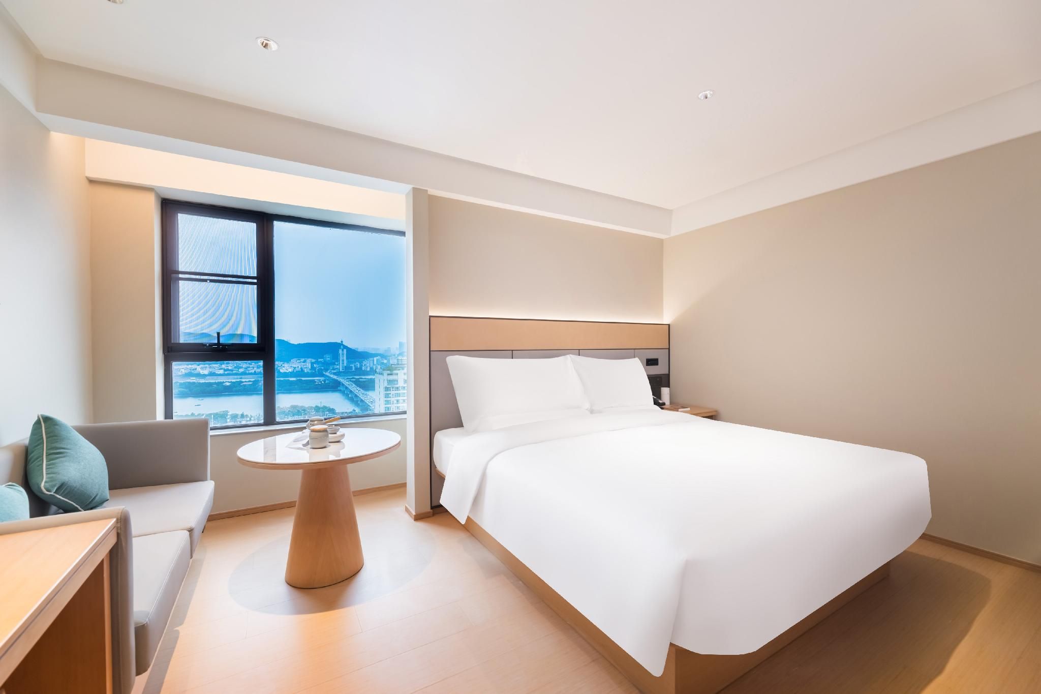 Pressure Release River View Queen Room