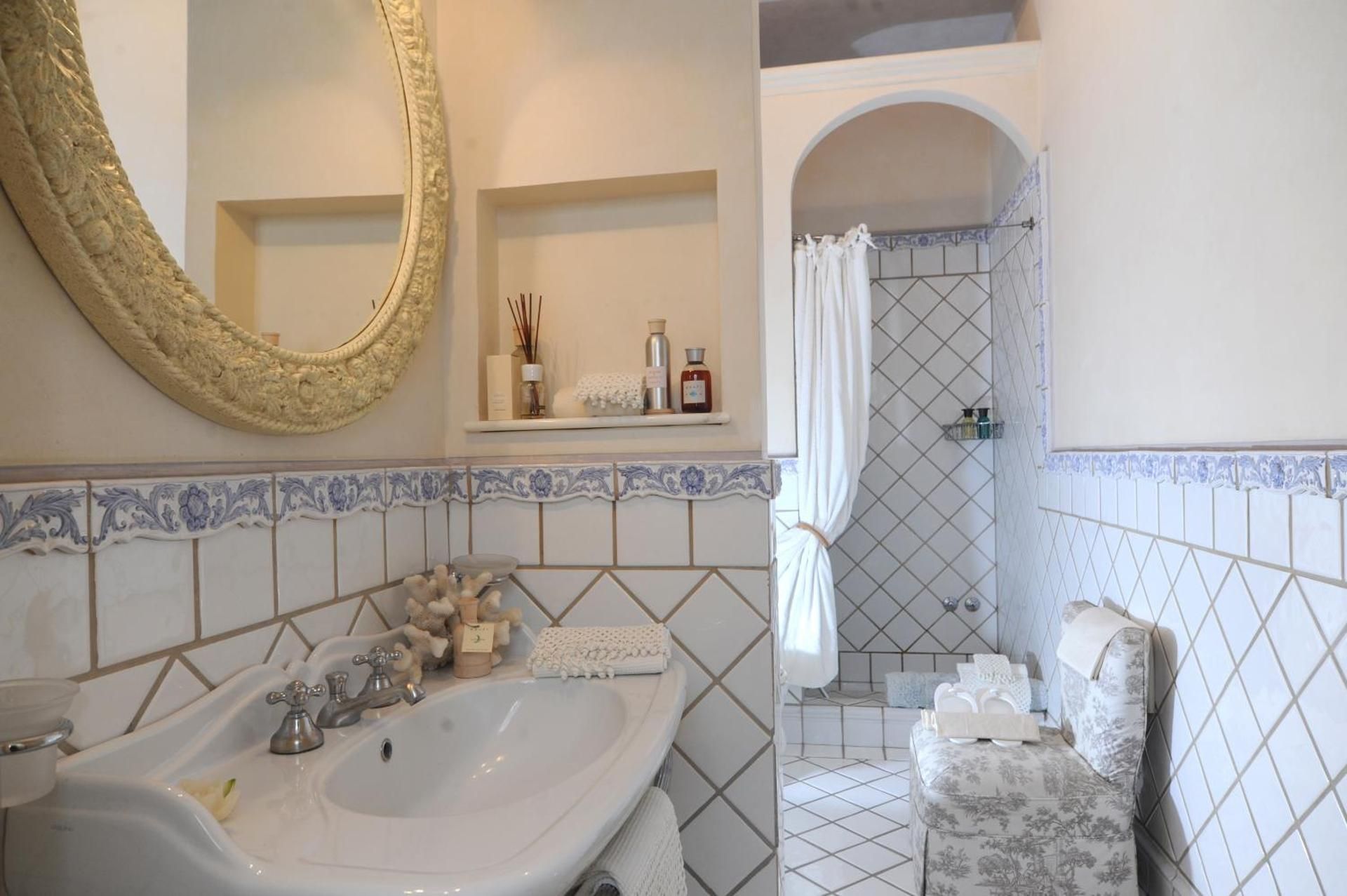 Deluxe Double Room with Balcony and Sea View