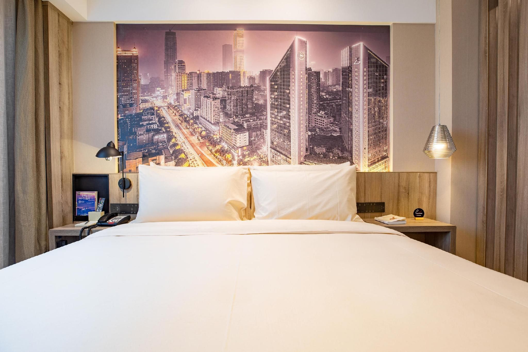 Senior Suite