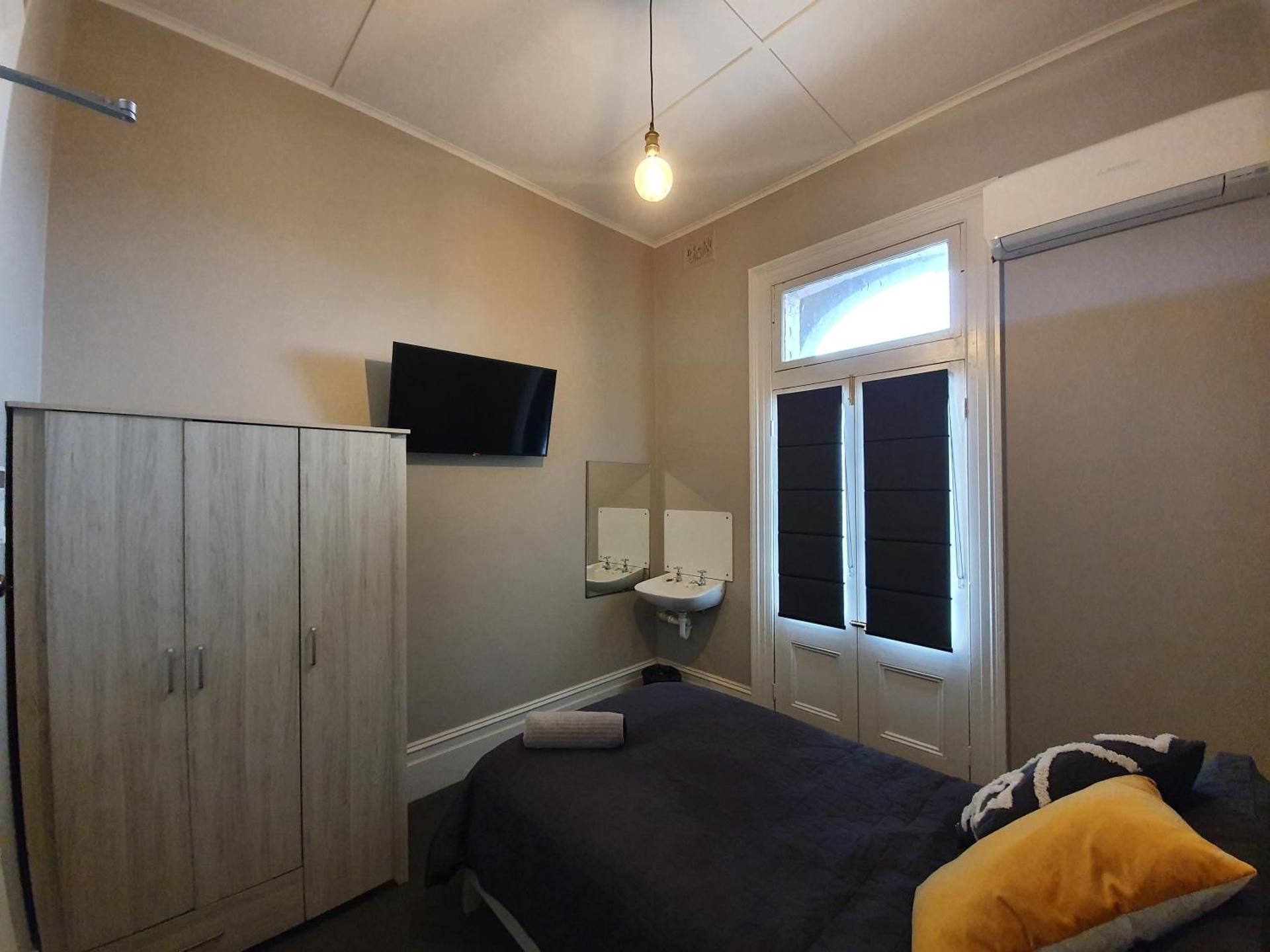 Single Room