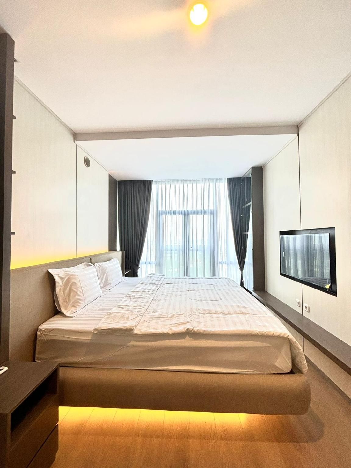 2 Bedroom Deluxe Suite