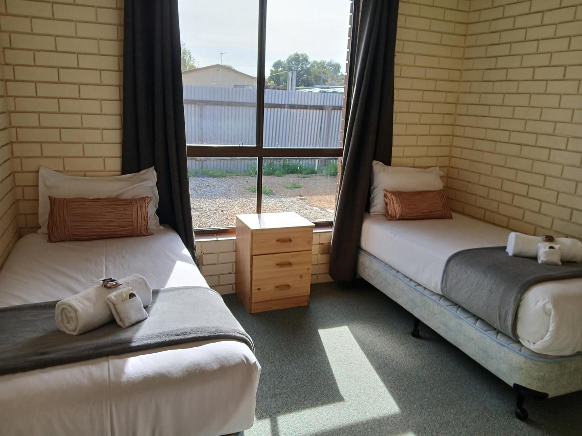 Deluxe Family Suite