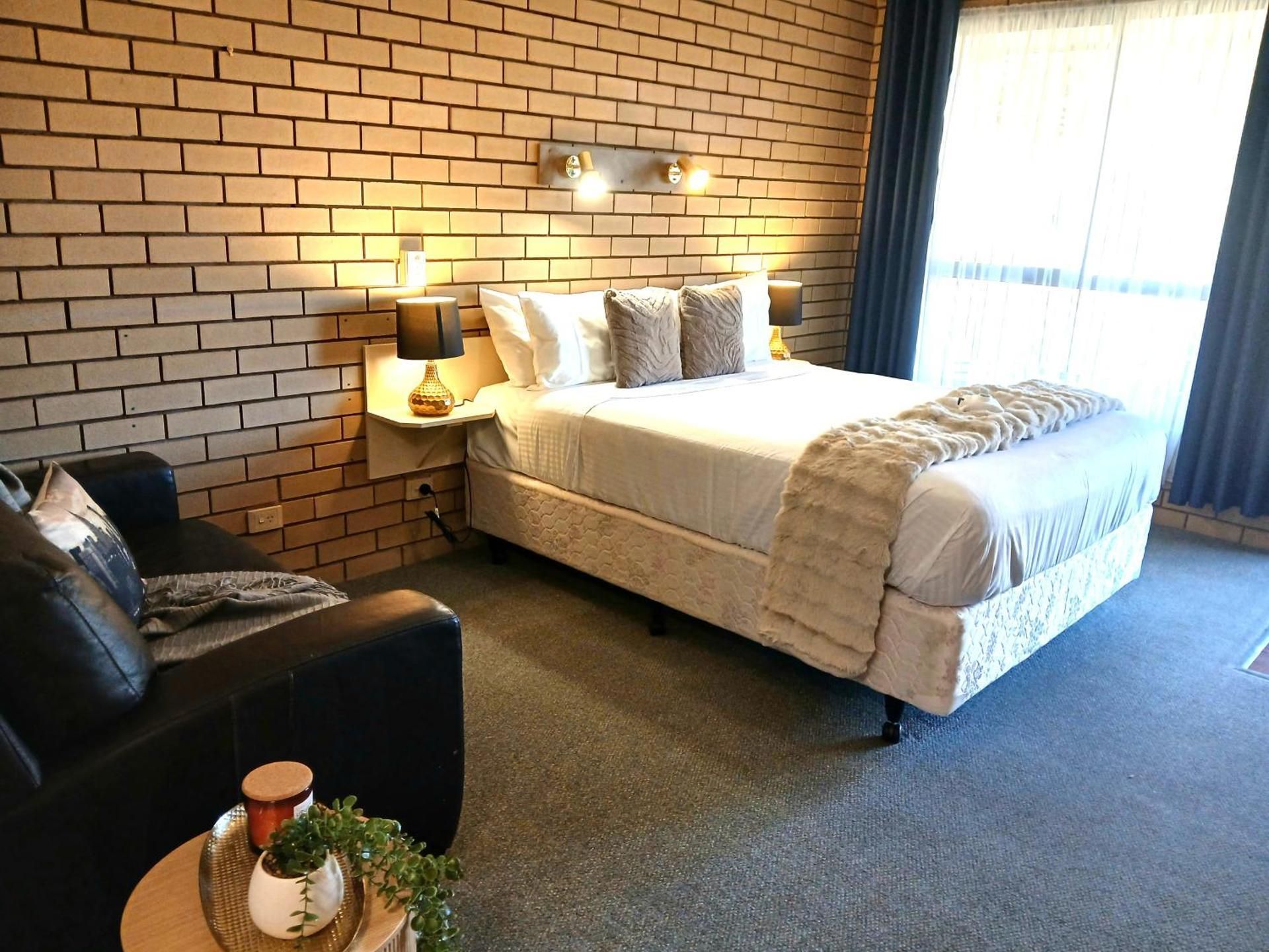 Queen Room
