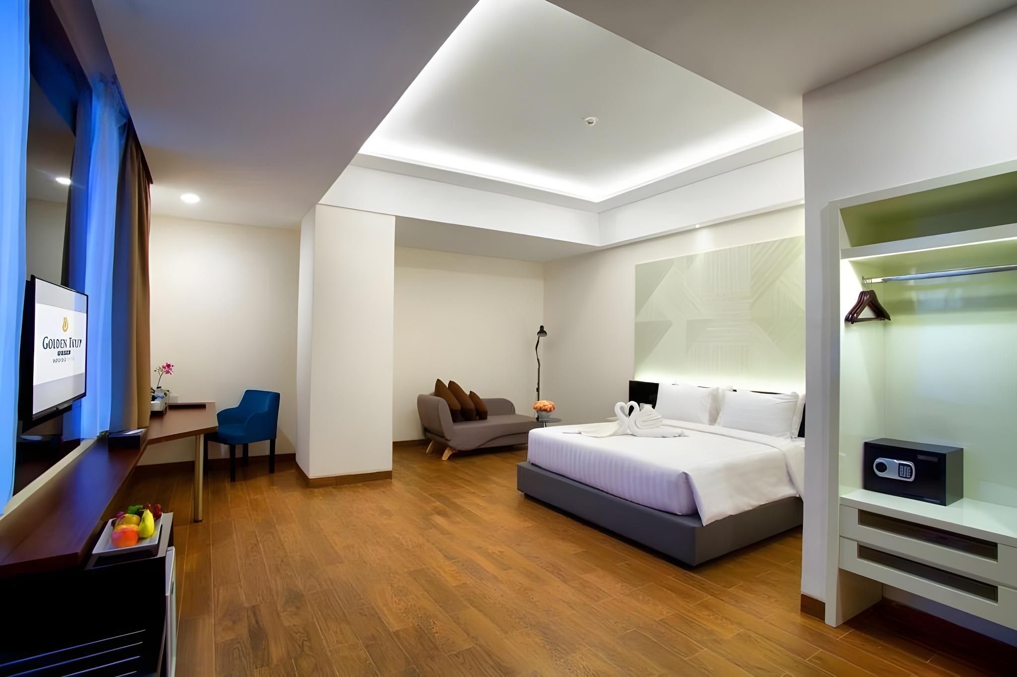 Executive Queen Room