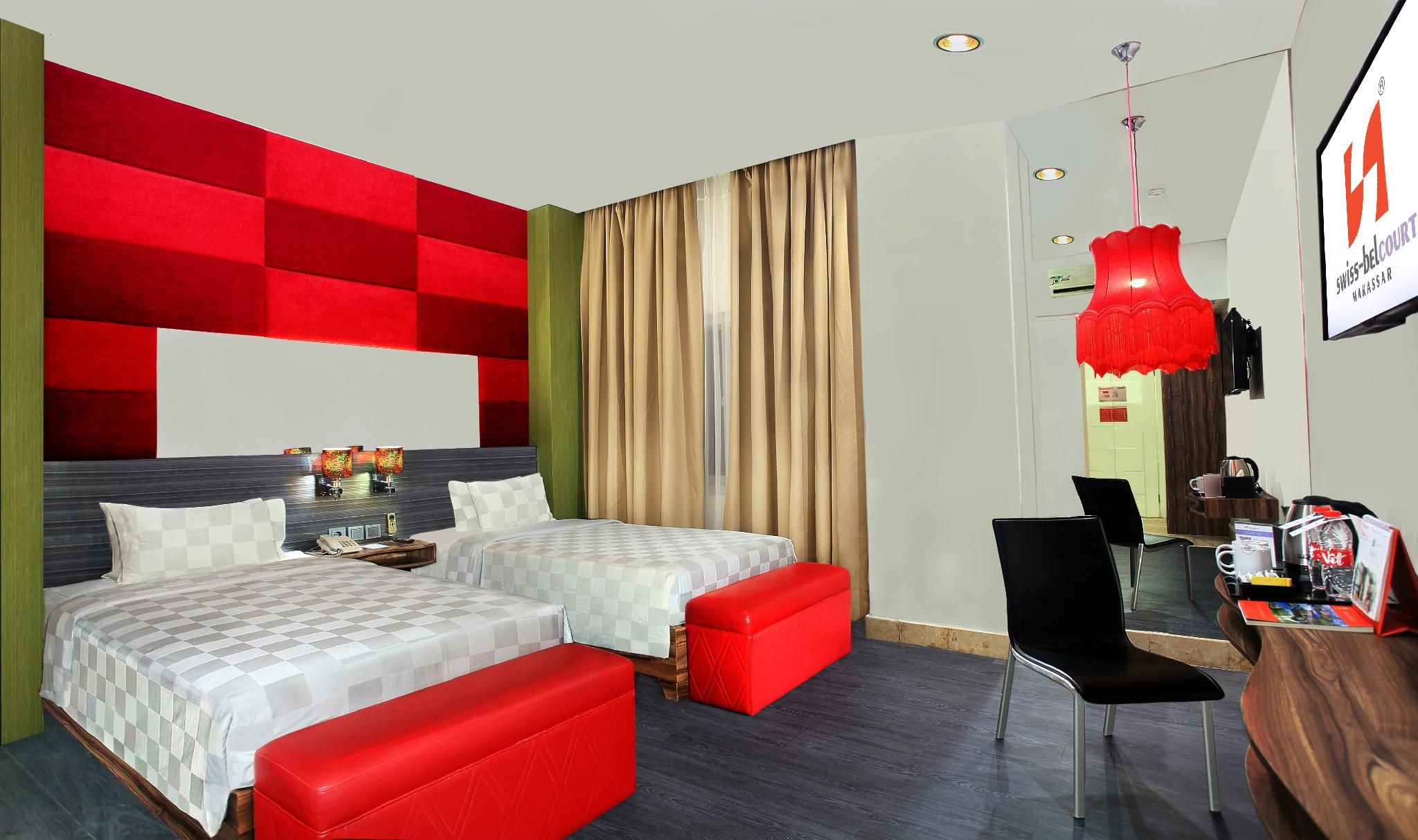 Swiss-Belcourt Makassar Deluxe Twin Room 2