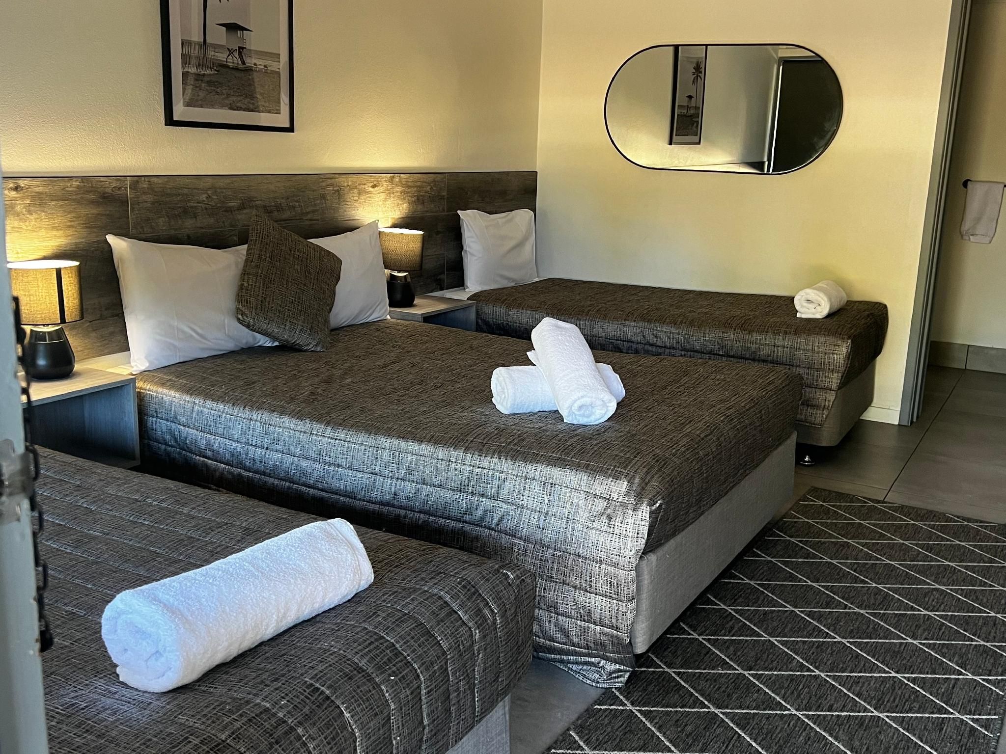 Y Motels Gympie Family 4 People