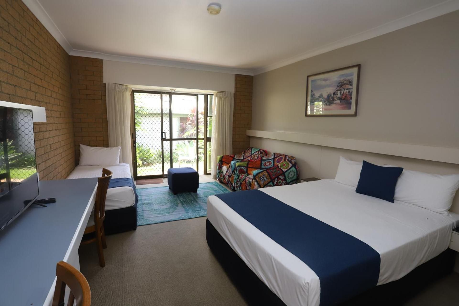 Twin Room - Pet Friendly