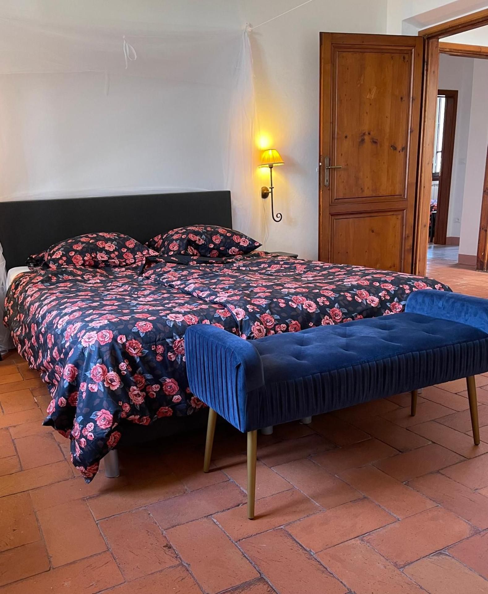 Deluxe Double or Twin Room with Mountain View
