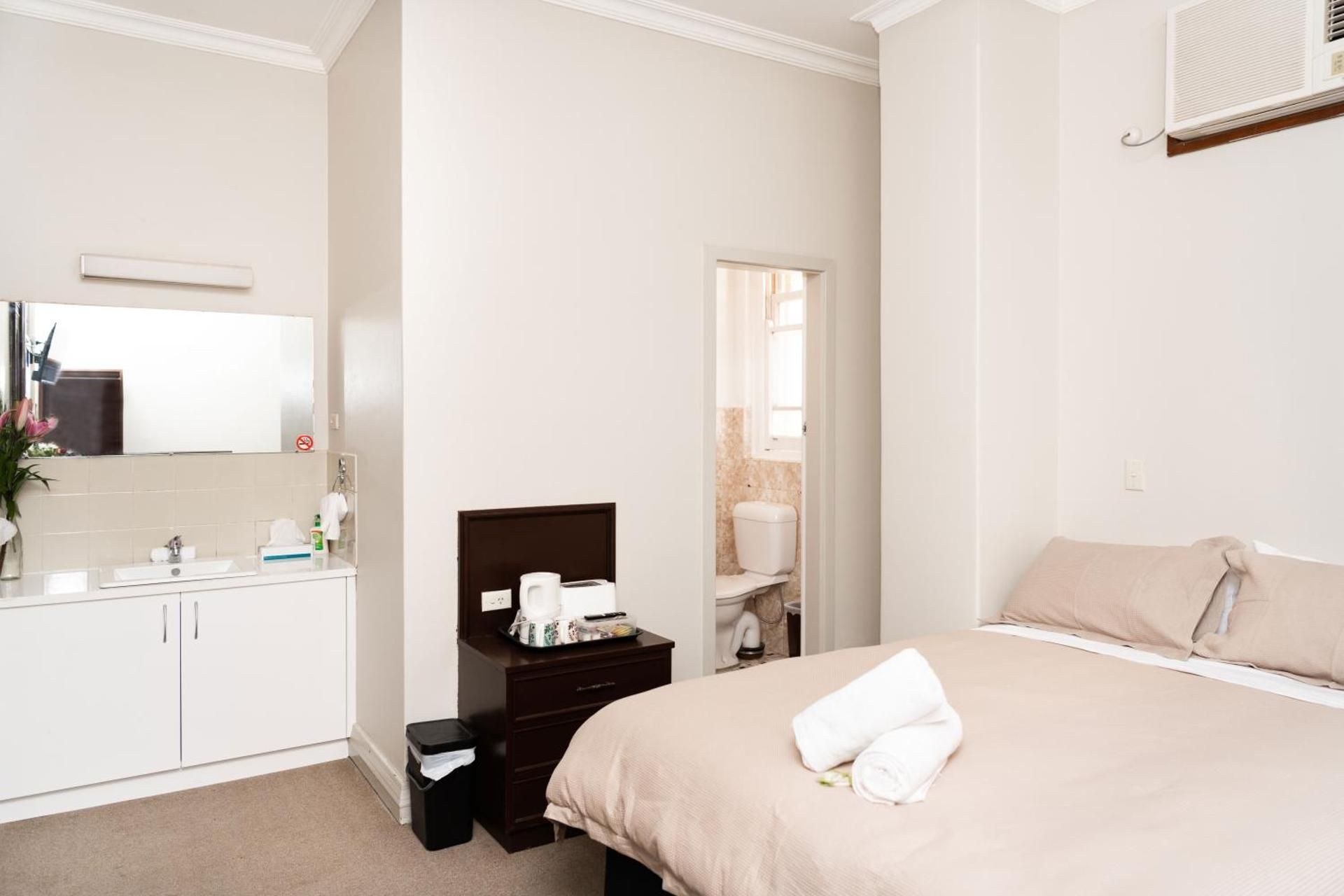 Queen Room