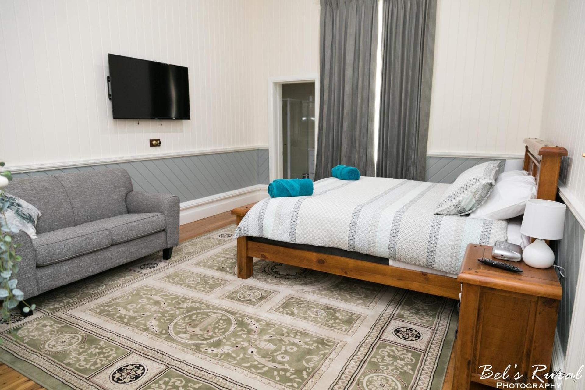 The Convent Accommodations - Pool Room