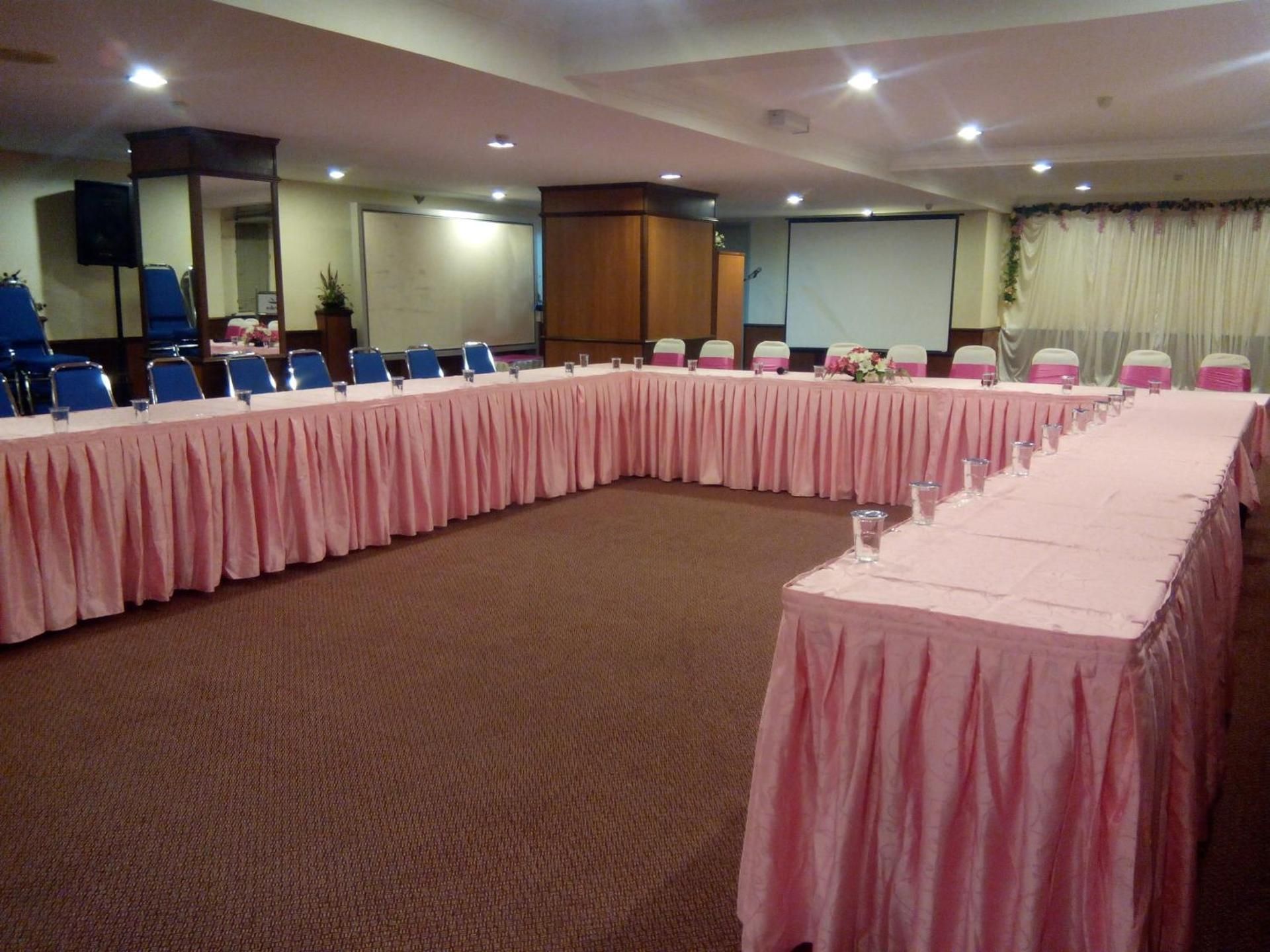 meeting room / ballrooms
