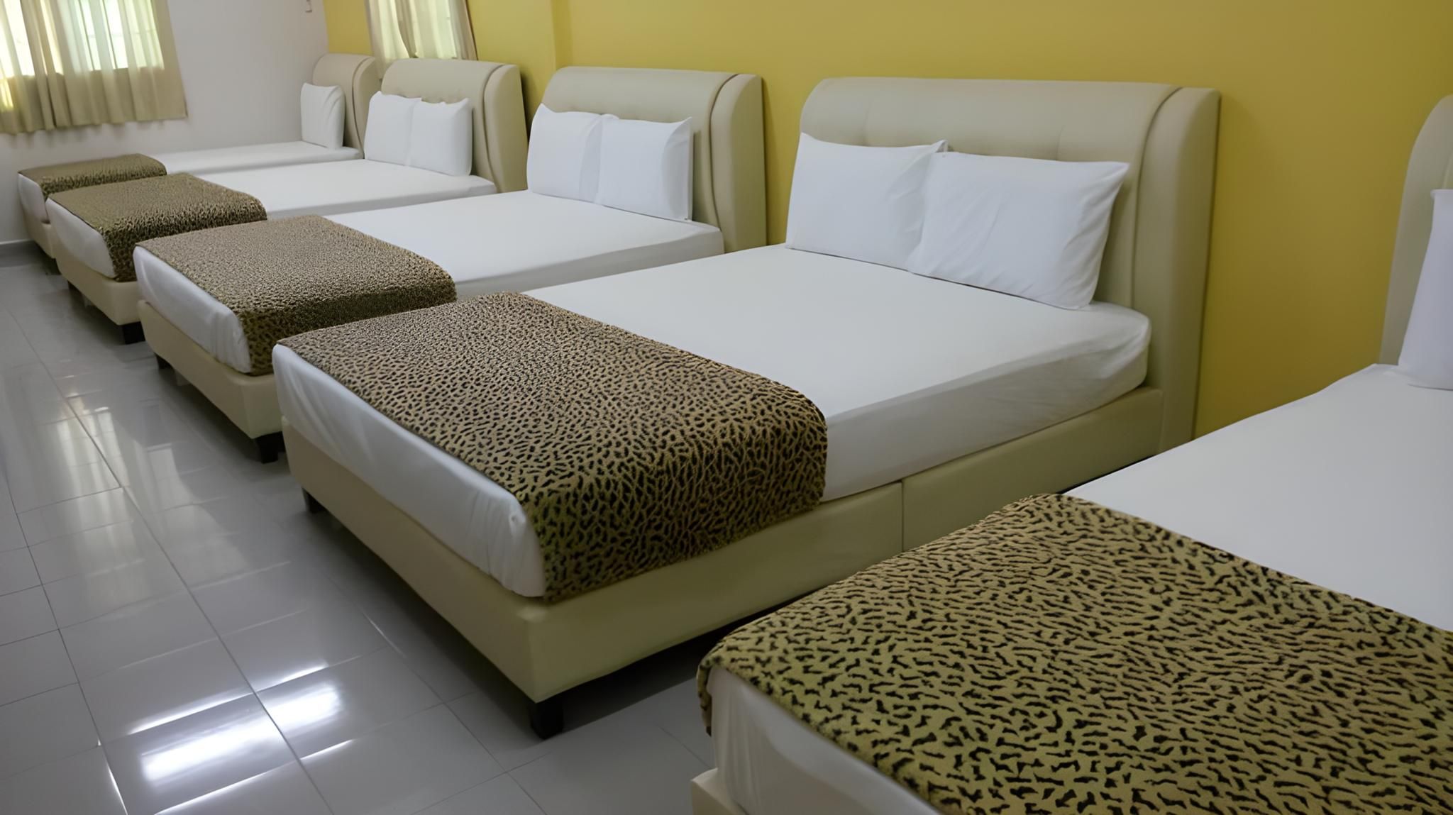 Megastar Inn Vacation Stay Family (8 Adults)